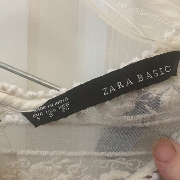 FINAL MARKDOWN Zara basic top small - Picture 2 of 4